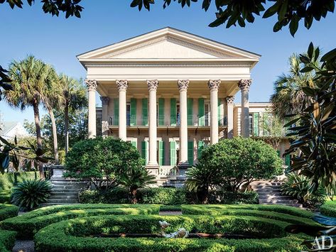 An antebellum landmark built in the early 1850s, the Isaac Jenkins Mikell house in Charleston, South Carolina, is owned by Patricia Altschul Patricia Altschul, Mario Buatta, Southern Home Interior, Southern Mansions, South Carolina Homes, Antebellum Homes, Charleston Homes, Southern Homes, Greek Revival