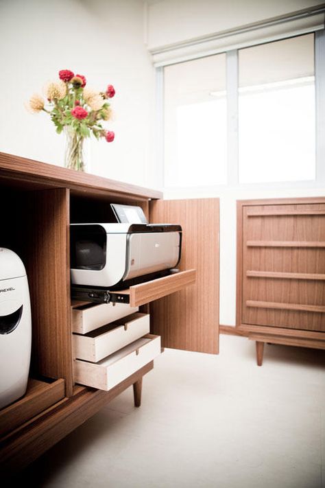 12 Built-in Storage Ideas for Your HDB Flat - Home & Decor Singapore Printer Storage, Cheap Office Furniture, Dekorasi Kamar Tidur, Office Layout, Home Office Storage, Small Home Office, Paper Storage, Home Office Space, Office Storage