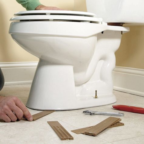 If you spot these troubles with your toilet, don’t wait around for them to go away. -The Family Handyman #HomeOwnerTips Plumbing Vent, Leaking Toilet, Toilet Bowl Cleaners, Clogged Toilet, Toilet Repair, The Family Handyman, Diy Toilet, Diy Plumbing, New Toilet