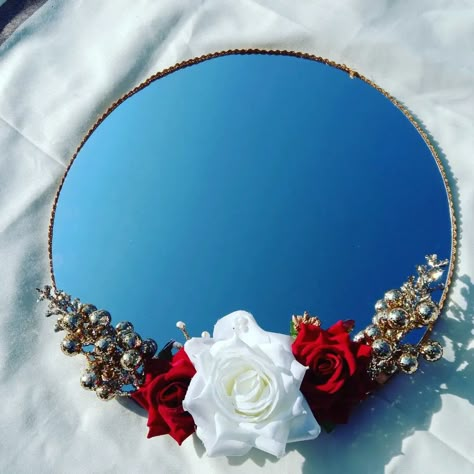 Nikah mirrors #muslimbrides Mirror Plate Decor, Nikah Pen And Mirror, Diy Mirror For Wedding, Nikah Mirror Decoration, Nikha Mirrors, Nikkah Mirror Rasam, Nikah Mirror, Nikkah Mirror, Bridal Mirror