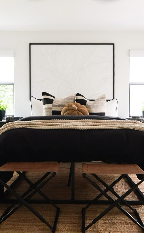 Black Headboard Tan Bedding, Beige And Black Bedding, Black Bedding Decor, Black And Brown Bedding, Bedding Ideas Black, Black White And Tan Bedroom, Tan And Black Bedroom, Tan Bedroom Ideas, Ivory Pillows