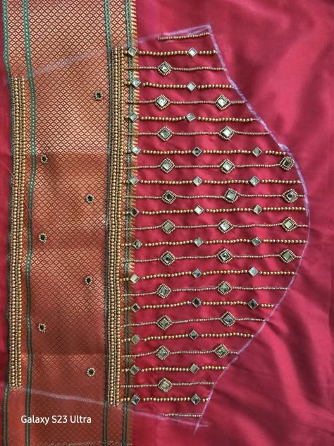 Border Blouse Aari Work Designs, Arry Work Blouse Designs, Aari Work For Border Blouse, Border Aari Work Designs, 500 Rs Aari Work Design, Wrk Blouses, Knot Blouse Design, Yoke Embroidery, Black Blouse Designs