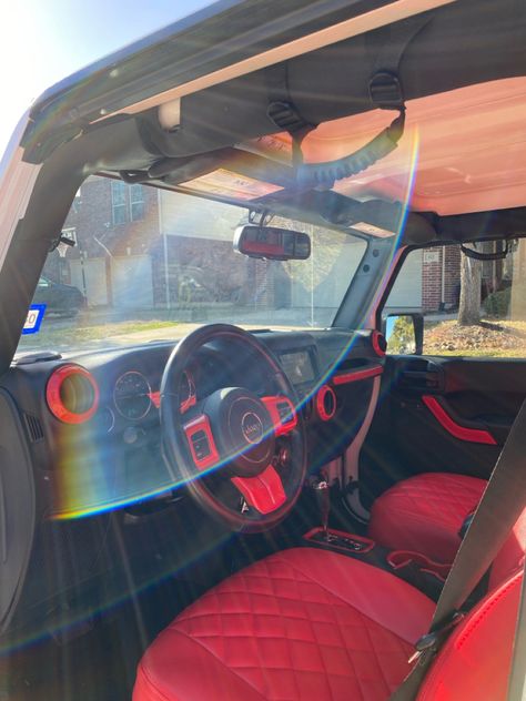 Black Jeep Wrangler With Red Accents, Red Jeep Interior, Black Jeep With Red Accents, White Jeep Red Accents, Red Jeep Accessories, Red Jeep Wrangler Aesthetic, Red Jeep Aesthetic, White Rubicon Jeep, Jeep Wrangler Interior Ideas