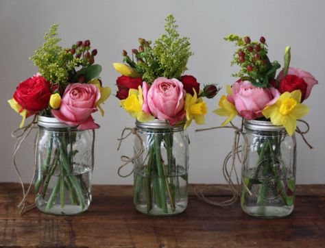 Mason Jars With Flowers, Wedding Arbor Decorations, Jars With Flowers, Diy Wedding Arbor, Mason Jar Flower Arrangements, Mason Jar Wedding Decor, Hanging Mason Jars, Mason Jar Vases, Mason Jar Flowers