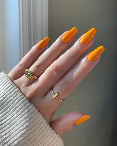 Fall Nails 2022 Trends, Autumn Nails 2022 Trends, New Year Nails 2023, Autumn Nails Art, Nail Colors Autumn, Autumn Nails 2022, Autumnal Nails, Autumn Nail Colors, Autumn Nail Inspo