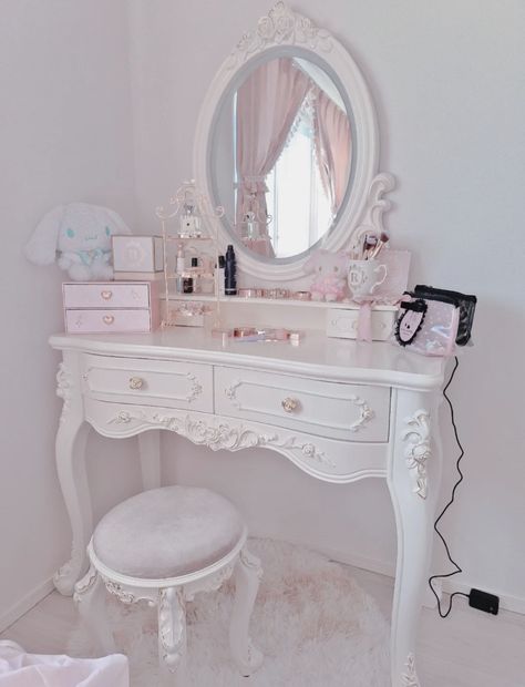 Dream Bedroom Inspiration, Pink Room Decor, Music On Spotify, Princess Room, Girly Room, Cute Bedroom Decor, Cute Room Ideas, Dream House Rooms, Pretty Room