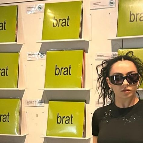 Brat Summer Charli, Charli Xcx Brat Era, Charlie Xcx Brat Aesthetic, Charlie Xcx Brat Pfp, Charli Xcx Brat Aesthetic, Brat Charli Xcx Icon, Brat Charli Aesthetic, Brat Summer Aesthetic, Charli Xcx Brat