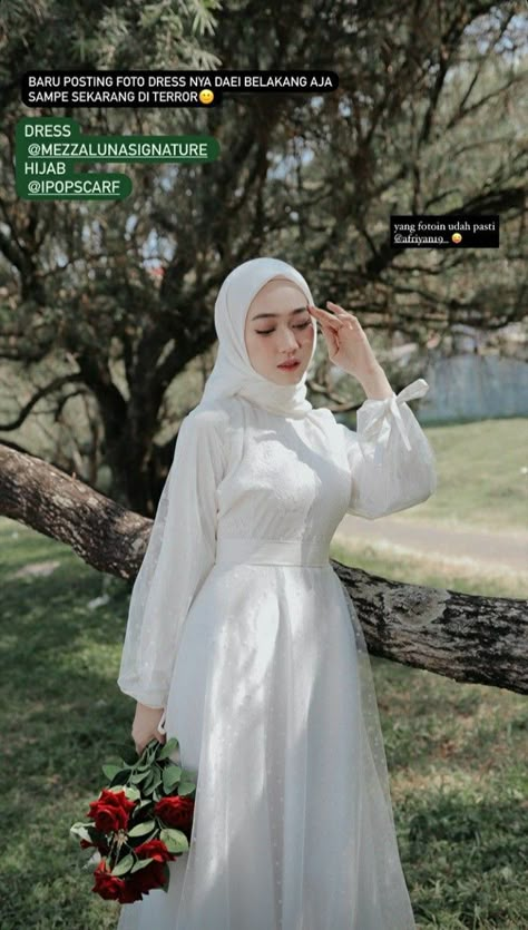 Dres Kondangan, Prewedding Hijab, Pre Wedding Photoshoot Props, Nikah Outfit, Kebaya Wedding, Hijab Dress Party, Muslimah Wedding Dress, Muslimah Wedding, Pre Wedding Photoshoot Outfit