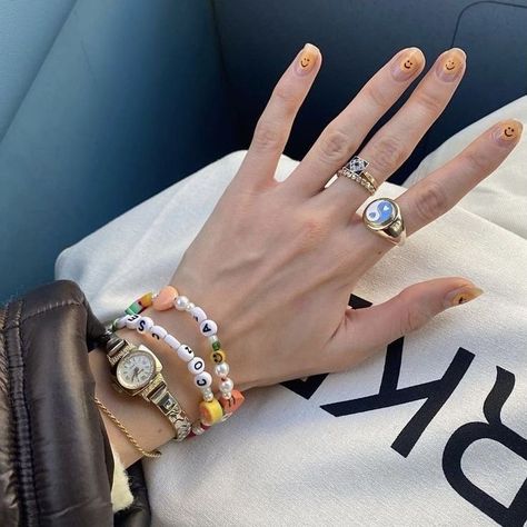 Watch Astethic, Ring Astethic, Ring Placement Ideas, Ring Placement, Cartier Love Ring, Dope Jewelry, Jewelry Fashion Trends, Girly Stuff, Lovely Jewellery