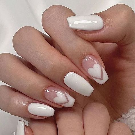 Unghie Nail Art, Smink Inspiration, Simple Gel Nails, White Acrylic Nails, Soft Nails, Heart Nails, Chic Nails, Short Acrylic Nails, Nail Arts