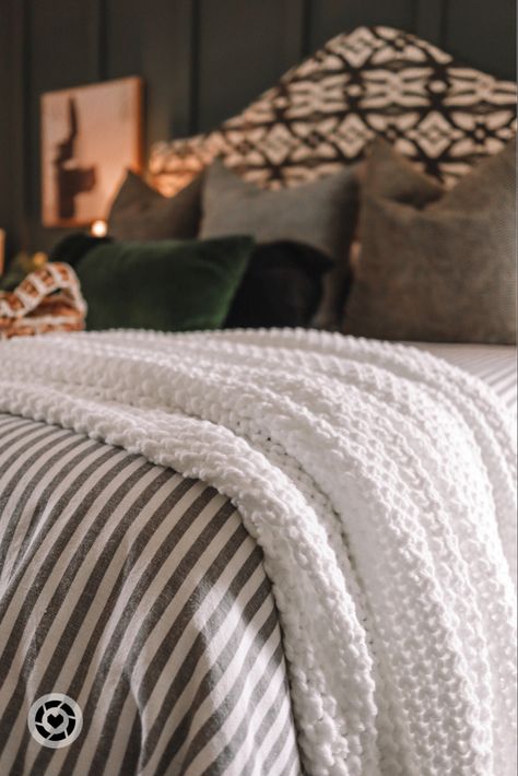 Grey Striped Bedding Ideas, Grey Striped Bedding, Gray Striped Bedding, Bedding Layers, Gray Comforter, Stripe Bedding, Grey Comforter, Striped Bedding, Beige Bed