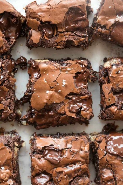 Vegan Brownies Healthy, Simple Vegan Baking, Gf Df Brownies, Best Vegan Recipes Easy, Gluten Free Brownies Healthy, Cheap Vegan Dinners, Vegan Peanut Butter Brownies, Easy Vegan Brownies, Simple Vegan Dessert