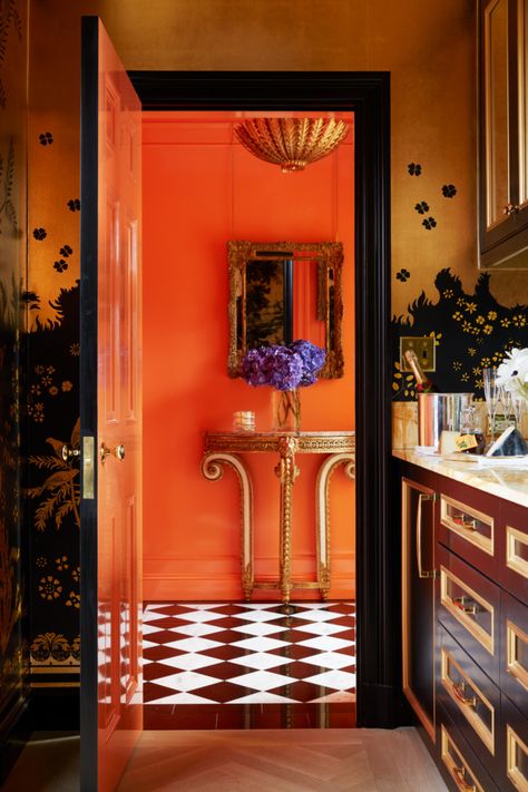 𒆜❀ SIMpLE, NATuRAL ❀ and ❀ ARTisTIC ❀𒆜 Orange Interiors, Fine Paints Of Europe, Orange Room, Veranda Magazine, Lacquered Walls, Bar Mini, Orange Rooms, Painted House, Home Bar Design