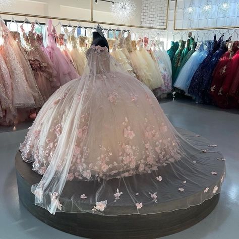 Pink And White Chambelanes, Cherry Blossom Quinceanera Theme Dress, Quinceñera Dresses Light Pink, Big Quince Dresses, White Quince Dress With Pink Flowers, Quinceanera Dresses Champagne Pink, Pink Champagne Quinceanera Dresses, Quince Pink Dress, Pink And White Quinceanera Dresses