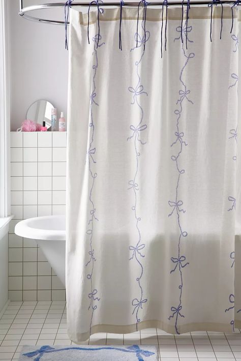 Tub And Shower Curtain, Urban Outfitters Bathroom, College Bathroom, Urban Outfitters Curtains, Girly Bathroom, Dorm Bathroom, Cute Shower Curtains, Uo Home, Cotton Shower Curtain