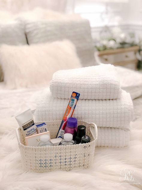 Guest Bedroom Essentials, Guest Room Baskets, Guest Welcome Baskets, New Home Essentials Checklist, Home Essentials Checklist, Guest Basket, House Guest Gifts, Guest Room Essentials, Americana Home Decor