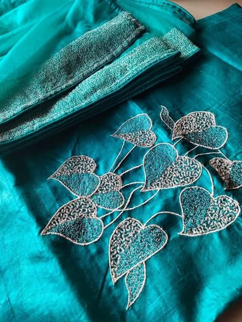 Applique Work Blouse Designs, Hand Embroidery On Saree, Embroidery Design For Blouse, Applique Work Design, Hand Beaded Embroidery, Applique Work, Hand Embroidery Dress, Cutwork Blouse Designs, Saree Embroidery Design