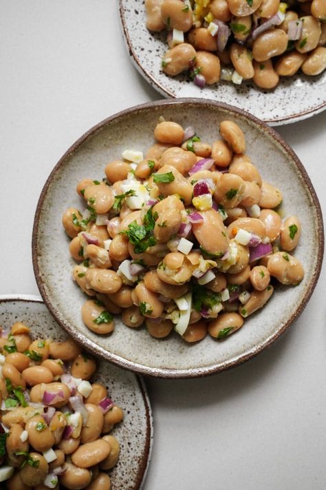 Warm Butter Beans Recipe Mediterranean Apps, Beans And Eggs, Butter Bean Salad, Greek Dinner, Butter Beans Recipe, Bean Dishes, Zone Recipes, Beans Beans, Canned Butter