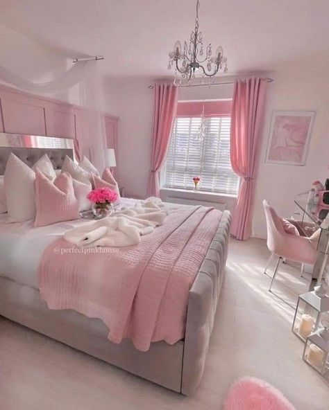 Light Pink Bedrooms, Pink Bedroom Walls, Luxury Room Bedroom, Pink Bedroom Decor, Pink Room Decor, Pink Bedrooms, Home Inspo, Apartment Decor Inspiration, Room Design Bedroom