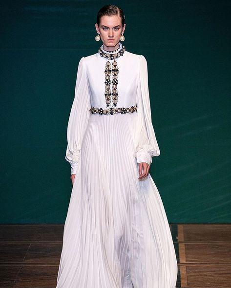 Fifty One East (@51_east) • Instagram photos and videos Wedding Dresses Muslim, Andrew Gn, Full Length Dress, Fashion Show Collection, Fashion 2020, Vogue Paris, Couture Collection, Mode Fashion, White Fashion