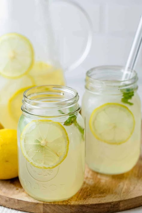 Simply Juice, Fruit Ice Cubes, Lemon Water Recipe, Cucumber Lemon Water, Homemade Lemonade Recipes, Best Lemonade, Spend With Pennies, Fresh Lemonade, Easy Drink Recipes