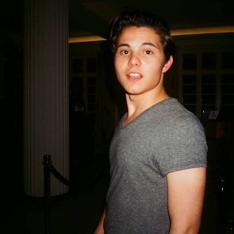 Zach Callison, Just Add Magic, Steven Universe Comic, Artists And Models, Future Boyfriend, My Hero Academia Manga, Voice Actor, Steven Universe, Pretty People