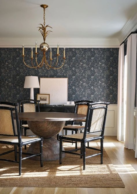 THE KENSINGTON Dining Room Floral Wallpaper, Colonial Dining Room Modern, Wainscotting Dining Rooms, Dining Room With Wainscotting, Burgundy Dining Room, Plaster Table, Colonial Dining Room, Colonial Revival House, White Oak Dining Table