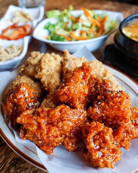 Juiciest Chicken, Chicken Crisps, Korean Fried Chicken, Cream Photos, Chicken Food, Dessert Pictures, Dinner Wedding, Gluten Free Cooking, Kitchen Inspo