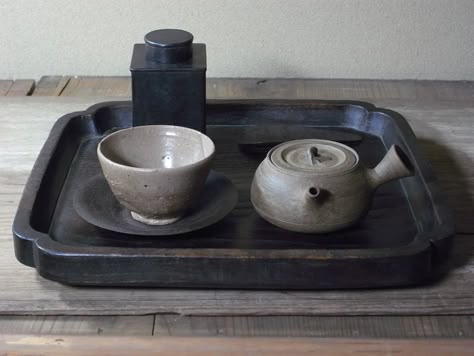 Shinzan Sasaoka Chinese Tea, Tea Pot Set, Tea Tray, Japanese Aesthetic, Pot Sets, Tea Art, Ceramics Ideas Pottery, Tea House, Tea Ceremony