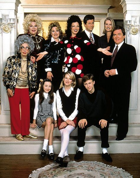 The full cast of The Nanny Sitcom Couples, The Nanny Cast, Nanny Show, The Nany, Madeline Zima, Die Nanny, Charles Shaughnessy, Daniel Davis, Fran Fine Outfits