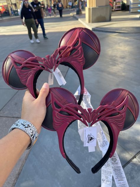 Best Mickey Ears, Disney Outfits With Ears, Cute Disney Stuff, Mickey Ears Aesthetic, Disney World Minnie Ears, Cute Mickey Ears, Disney Things, Mini Mouse Ears Disneyland, Disney World Ears