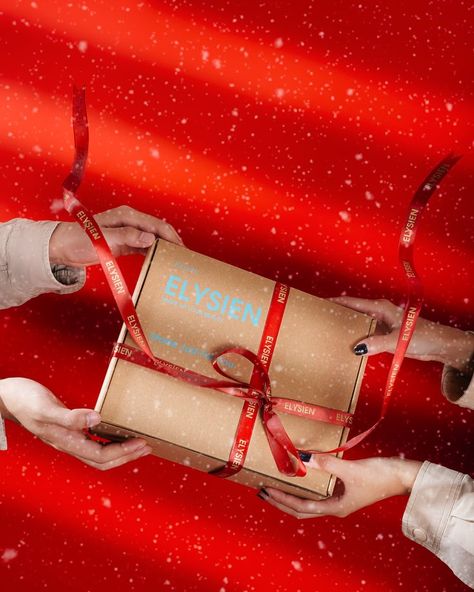 📸 Product Photography by @expplus33 📸 Experience the joy of giving with Elysien's Christmas gift boxes, nestled in the warmth of festive red. As hands exchange presents, hearts connect in the spirit of the season. Share the magic of Elysien and create cherished memories this Christmas! 🎁🌟🎄 #ElysienChristmas #FestiveGifting #HeartfeltSurprises #SeasonOfGiving Christmas Gift Photography, Soap Photography, Christmas Gift Boxes, Christmas Campaign, Gifts Photography, How To Tie Ribbon, Holiday Promotions, Product Photographer, Love And Care