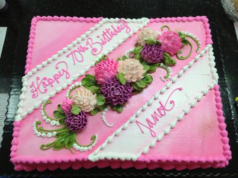 Buttercream mums cake Slab Cake, Sheet Cake Designs, Birthday Sheet Cakes, Cake Flower, Sheet Cakes, Gateaux Cake, Flower Mound, Cool Birthday Cakes, Cake Images