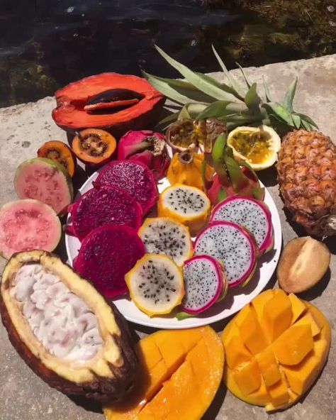 Rare Fruits, Fruit Love, Tropical Food, Beautiful Fruits, Exotic Food, Fruit Platter, Exotic Fruit, Tropical Fruits, Food Platters