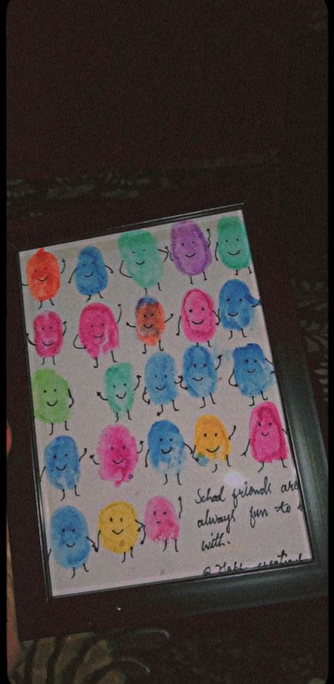 Friendship Dairy Ideas, School Friends Memories Ideas, Friendship Day Painting Ideas, Captions For School Memories, Shared Diary With Friends, Friendship Day Special Drawing, Friendship Paintings, School Life Memories, School Memories Scrapbook