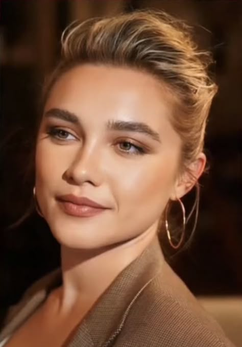 Florence Pugh Red Hair, Florence Pugh Dark Hair, Florence Pugh Makeup, Colors For My Skin Tone, Florence Pugh Hair, Florence Makeup, Florence Pugh Style, Makeup Tutorial Wedding, Oscars Makeup