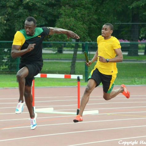 Usain and Weir training in Moscow 201 Usane Bolt, Moscow Olympics 1980, Mo Farah, Illustration Reference, Usain Bolt, London 2012 Olympics, Living Legends, Soccer Team, Track And Field