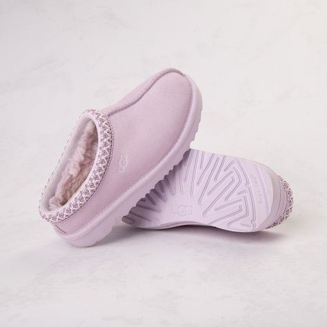 Girl Uggs, Ugg Store, Ugg Kids, Shoe Size Chart Kids, Ugg Tasman Slippers, Shoes Sneakers Jordans, Black Slippers, Shoes Ugg, Ugg Tasman