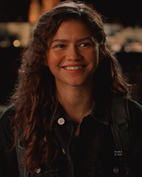 Fotos Hd 4k, Zendaya Spiderman Homecoming, Zendaya Movies, Spiderman Outfit, Spiderman Venom, Dr Marvel, Zendaya Maree Stoermer Coleman, Tom Holland Zendaya, Feminist Icons