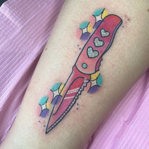 Louise Simpson on Instagram: “Tough knife for Jed, thank you 🔪💖✨” Girly Knife Tattoo, Cute Knife Tattoo, Girly Knife, Slime Tattoo, Cute Knife, Pink Knife, Knife Tattoo, Body Modification, Body Modifications