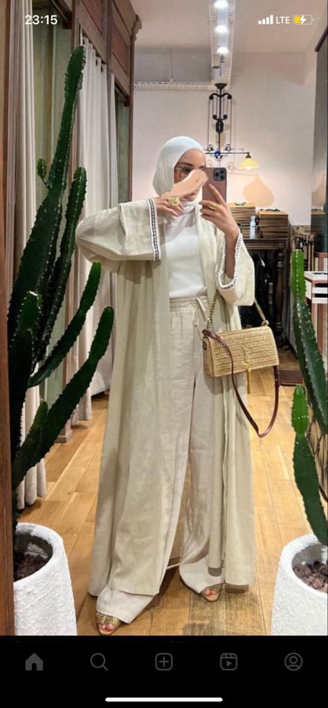 Abaya Summer Hijab Outfit, Hijab Summer Outfits 2024, Summer Abaya Outfits, Open Abaya Outfit, Abaya Outfit Ideas, Hijab Style Summer, Open Abaya Style, Abaya Summer, Summer Abaya