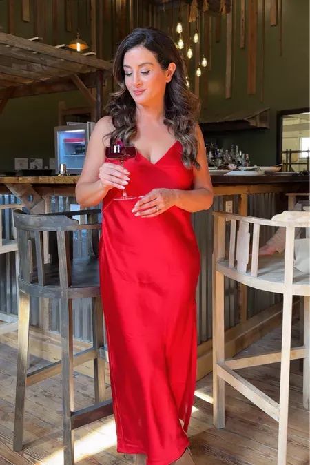 Red slip dress that I found at target. Wearing a small and has adjustable straps. Red Slip Dress Outfits, Dress Date Night Outfit, Slip Dress Outfit, Red Slip Dress, Midi Slip Dress, Women Midi, Date Outfits, Work Outfits Women, Night Outfits