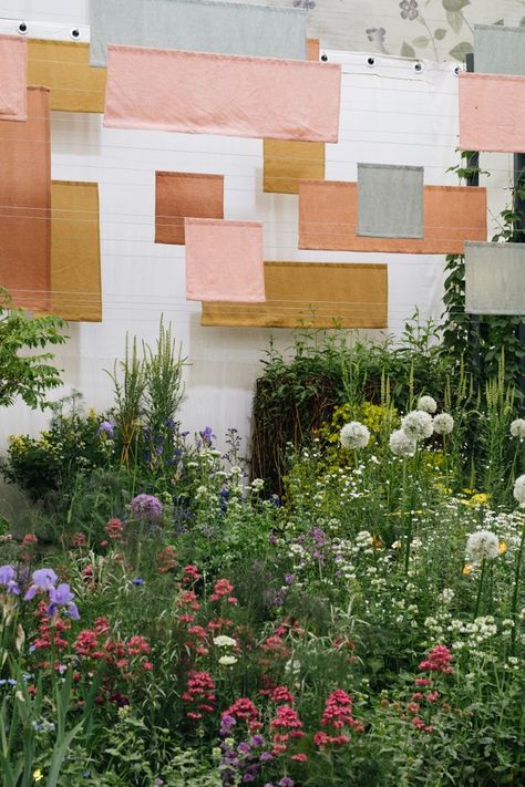 Arne Maynard, Dye Garden, Fruit Cage, Walled Courtyard, Chelsea Garden, Herbaceous Border, Garden Designer, Spring Bulbs, Chelsea Flower