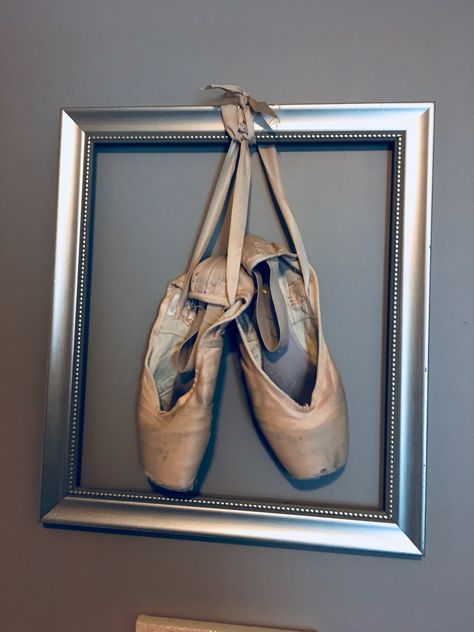 Pointe Shoe Display, Ballet Shoes Decoration Ideas, Display Pointe Shoes, Pointe Shoes Shadow Box Ideas, First Ballet Shoes Display, Pointe Shoe Art, First Pointe Shoes Display, Pointe Shoe Decorations Ideas, Old Ballet Shoes Display