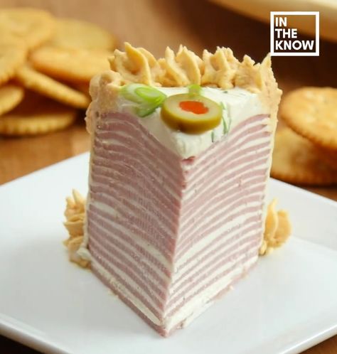 Layered Bologna Cake Is the Cruelest Trick - Nerdist Meat And Cheese Appetizers, Bologna Cake, Bologna Recipes, Meat Cake, Appetizers For Kids, Lunch Meat, Classic Cake, Cheese Appetizers, Dessert Cupcakes