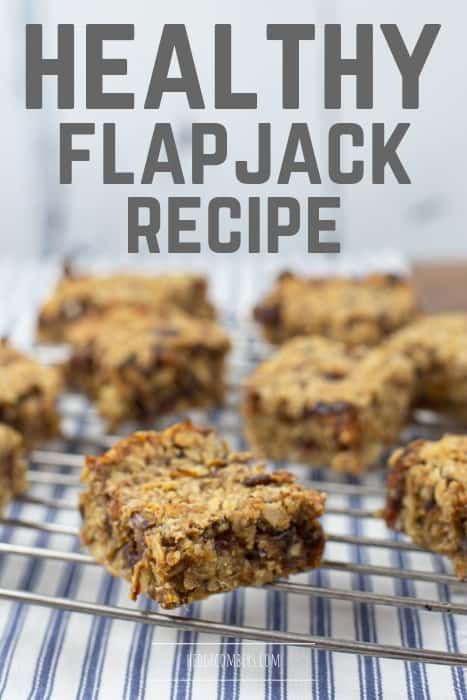 Healthy flapjacks - oat bars Healthy Flapjack Recipe, Healthy Flapjack, Flapjack Recipe, Yummy Healthy Snacks, Recipes Dessert, Healthy Snacks For Kids, Cheap Meals, Healthy Baking, Recipes Healthy