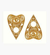 Planchette Art, Illustration Art Prints, Ouija Planchette, Design Illustration Art, Halloween Artwork, Stick And Poke, Wood Burning Art, Top Hats, Tattoo Outline