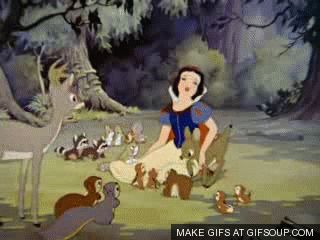 Snow white is a character very similar to Orpheus. Her beautiful voice enables her to communicate with animals and convince them to help her much like Orpheus' hypnotically mesmerizing songs. Snow White 1937, Playhouse Disney, New Cinderella, Sette Nani, Snow White Disney, Disney Animated Movies, First Animation, Disney Vintage, Disney Songs