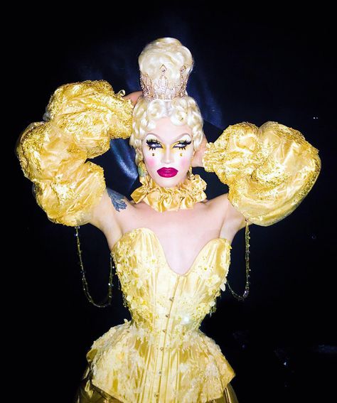 983k Followers, 1,683 Following, 565 Posts - See Instagram photos and videos from Pearl (@pearliaison) Pearl Drag, Yellow Corset, Races Fashion, Queen Fashion, Love Your Hair, Club Kids, Lip Art, Rupauls Drag Race, Lemon Cake