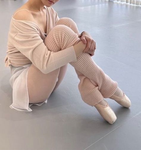 Ballet Attire, Balletcore Aesthetic, Ballet Outfits, Ballet Stuff, Ballet Aesthetic, Ballet Beauty, Ballet Inspiration, Ballet Clothes, Ballet Core